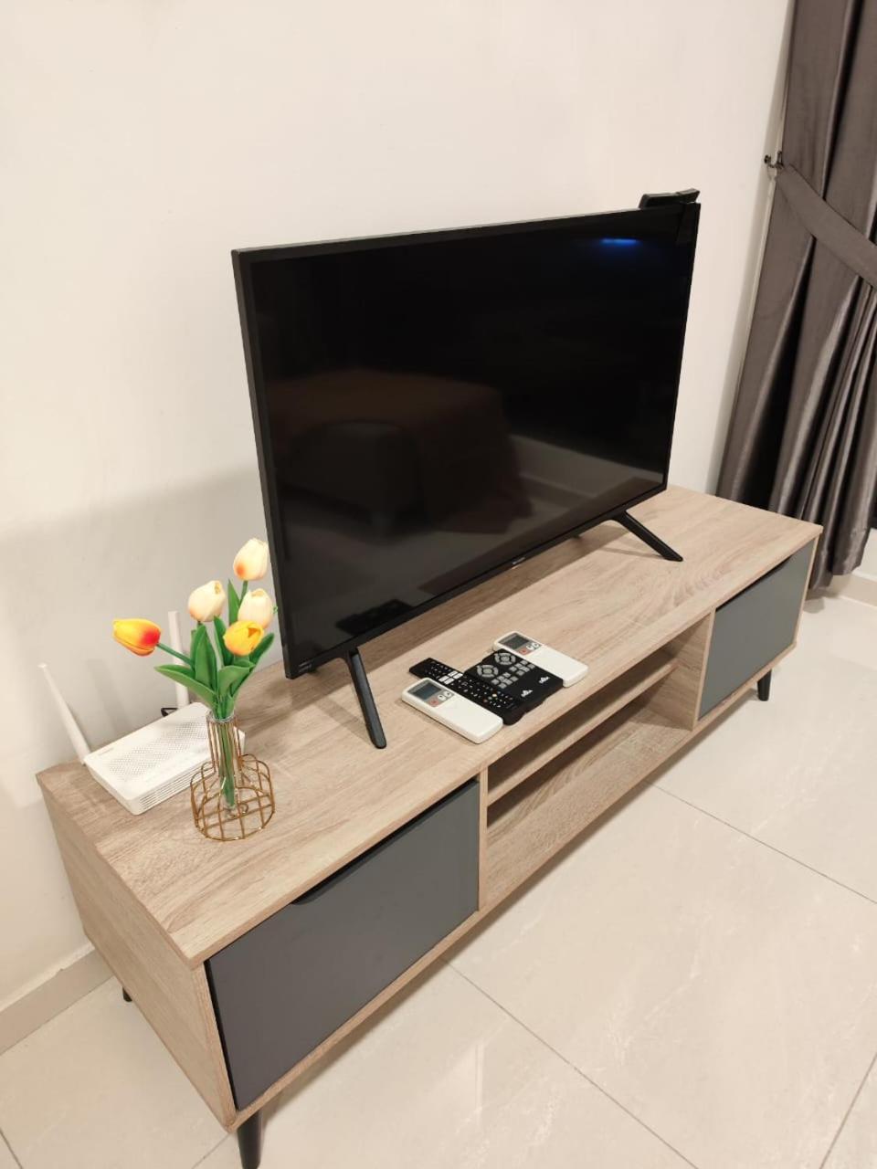 Apartemen Sks Pavillion Cozy With Netflix Wifi Car Park Johor Bahru